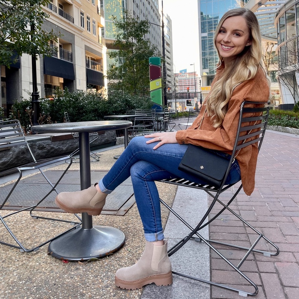 Meet your Posher, Hannah